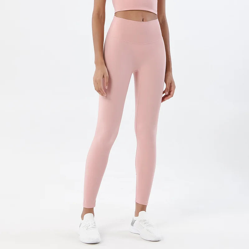Feel Weightless. Look Amazing. Seamless High-Waist Leggings with a Second-Skin Feel and Flattering Push-Up Design.