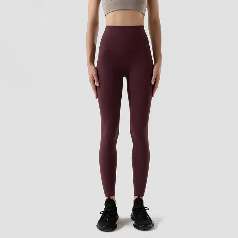 Feel Weightless. Look Amazing. Seamless High-Waist Leggings with a Second-Skin Feel and Flattering Push-Up Design.