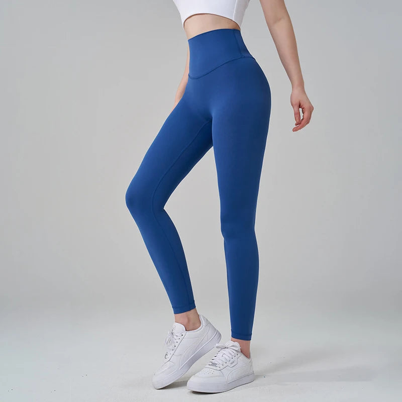 Feel Weightless. Look Amazing. Seamless High-Waist Leggings with a Second-Skin Feel and Flattering Push-Up Design.