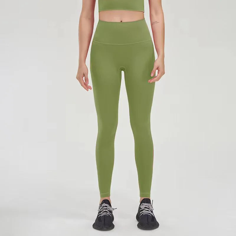 Feel Weightless. Look Amazing. Seamless High-Waist Leggings with a Second-Skin Feel and Flattering Push-Up Design.