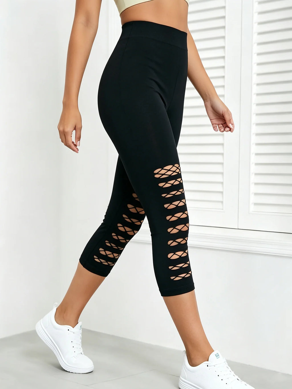 Mesh Capri Leggings